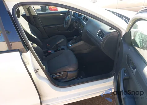 2013 Volkswagen Jetta 2.0L S from USA, damaged, VIN 3VW2K7AJ2DM370577